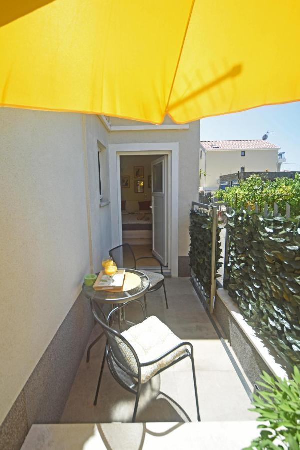 Apartma Izzy *