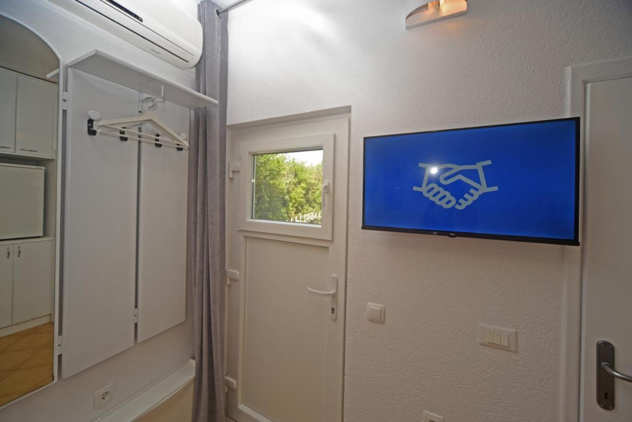 Izzy Apartament
