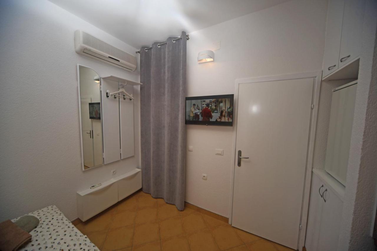 Apartament Izzy Kaštela