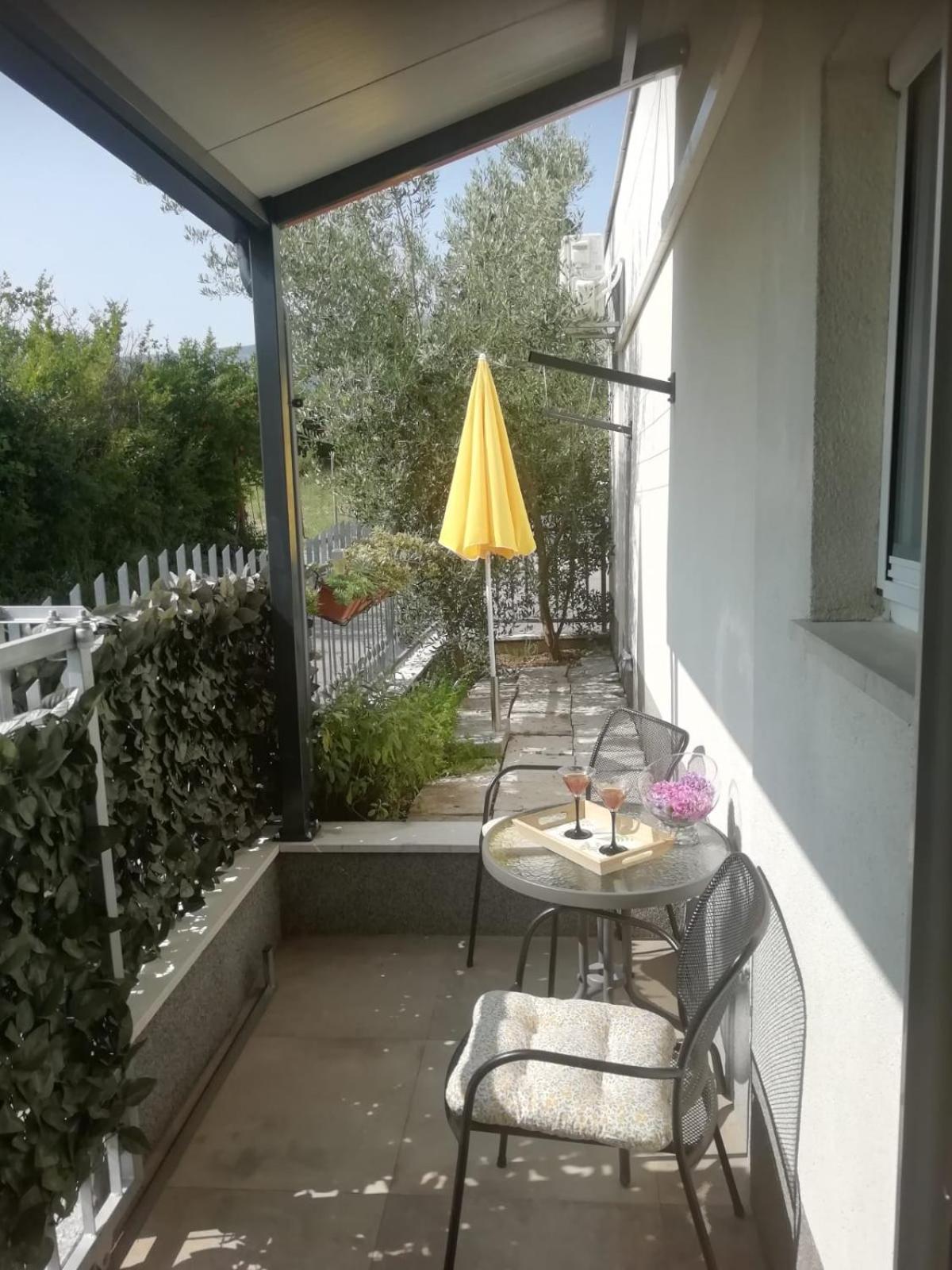 Apartament Izzy *
